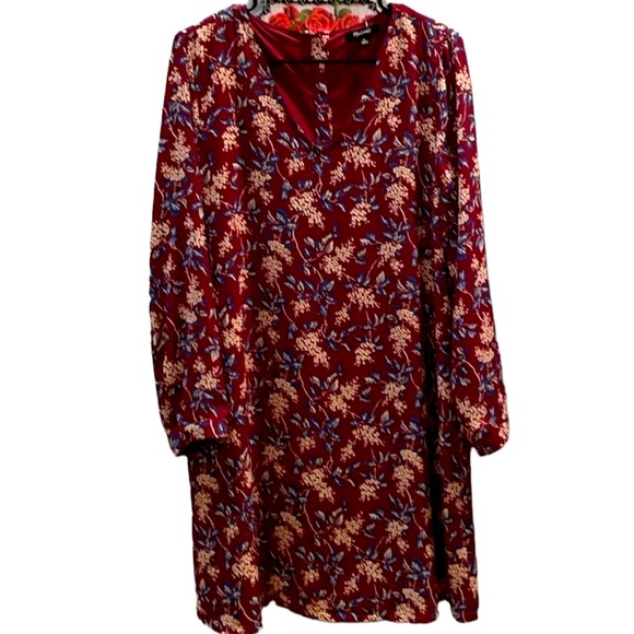 Madewell Dresses & Skirts - Madewell Long Sleeve V-neck Midi Dress Back Zipper Burgundy Floral Print M